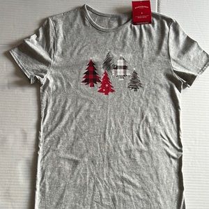 Wondershop Shirt.        #697